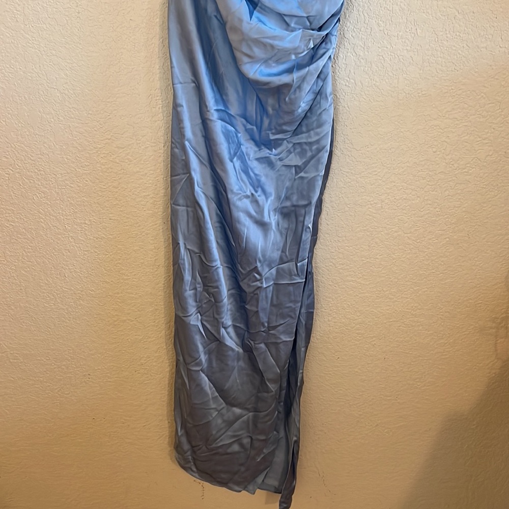 The sei X REVOVLE One Shoulder Midi Dress in Sky - Picture 4 of 16